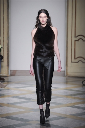 Fotoservizio/FW 2013-2014/WOMEN/JO NO FUI/DP1/1