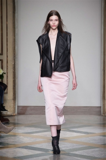 Fotoservizio/FW 2013-2014/WOMEN/JO NO FUI/DP1/3