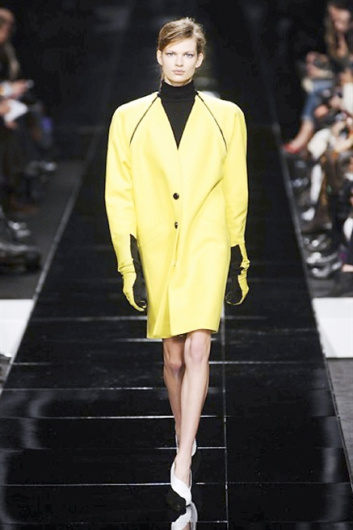 Fotoservizio/FW 2013-2014/WOMEN/ICEBERG/DP1/6
