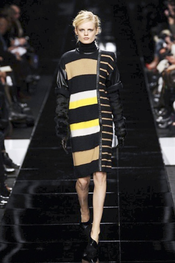 Fotoservizio/FW 2013-2014/WOMEN/ICEBERG/DP1/7