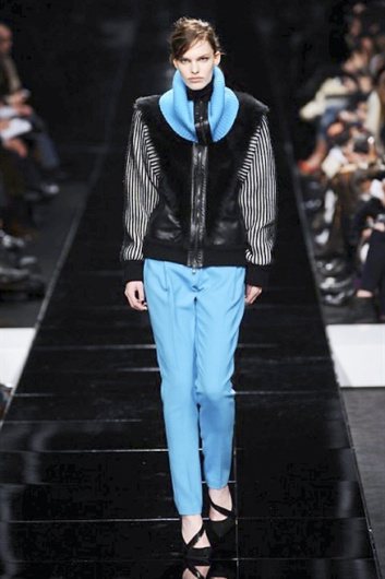 Fotoservizio/FW 2013-2014/WOMEN/ICEBERG/DP1/11