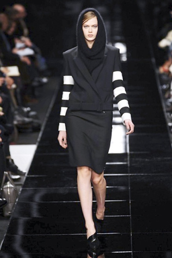 Fotoservizio/FW 2013-2014/WOMEN/ICEBERG/DP1/14