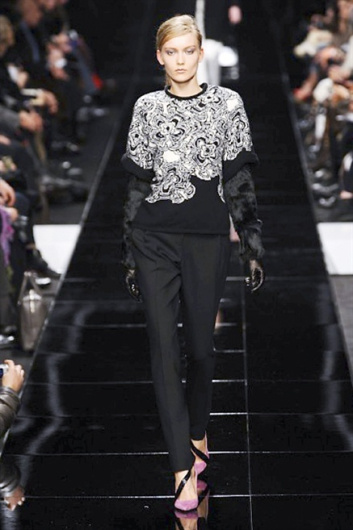 Fotoservizio/FW 2013-2014/WOMEN/ICEBERG/DP1/32