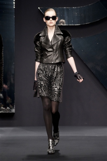 Fotoservizio/FW 2013-2014/WOMEN/KRIZIA/DP1/2