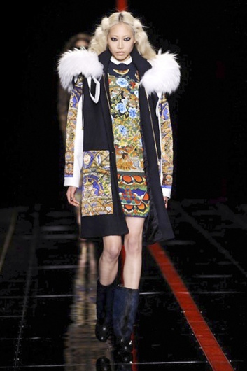 Fotoservizio/FW 2013-2014/WOMEN/JUST CAVALLI/DP1/0