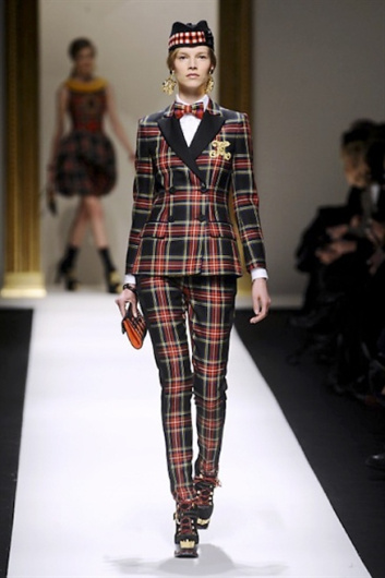 Fotoservizio/FW 2013-2014/WOMEN/MOSCHINO/DP1/5