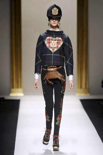 Fotoservizio/FW 2013-2014/WOMEN/MOSCHINO/DP1/8