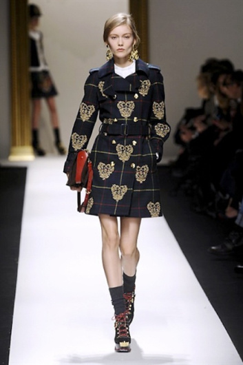 Fotoservizio/FW 2013-2014/WOMEN/MOSCHINO/DP1/23