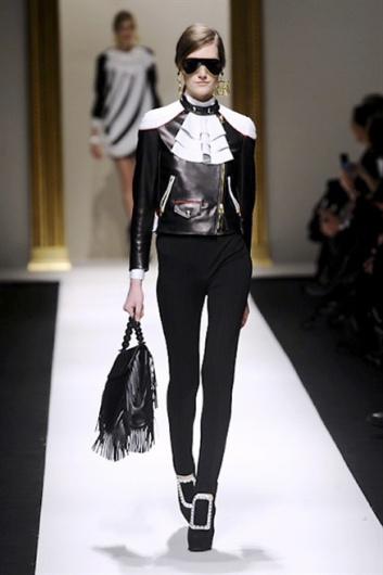 Fotoservizio/FW 2013-2014/WOMEN/MOSCHINO/DP1/29