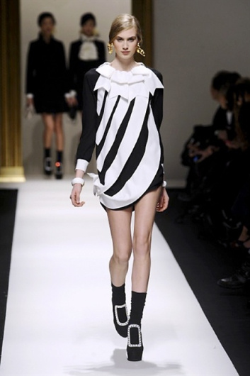 Fotoservizio/FW 2013-2014/WOMEN/MOSCHINO/DP1/30