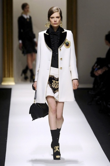 Fotoservizio/FW 2013-2014/WOMEN/MOSCHINO/DP1/32