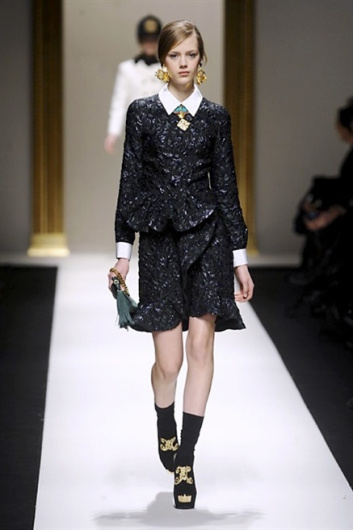 Fotoservizio/FW 2013-2014/WOMEN/MOSCHINO/DP1/33