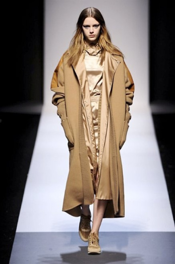Fotoservizio/FW 2013-2014/WOMEN/MAX MARA/DP1/6