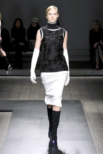 Fotoservizio/FW 2013-2014/WOMEN/PORTS 1961/DP1/28