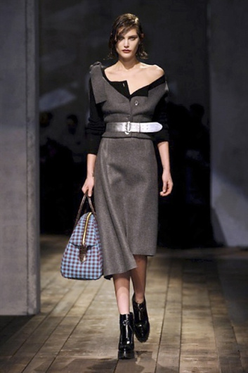 Fotoservizio/FW 2013-2014/WOMEN/PRADA/DP1/1