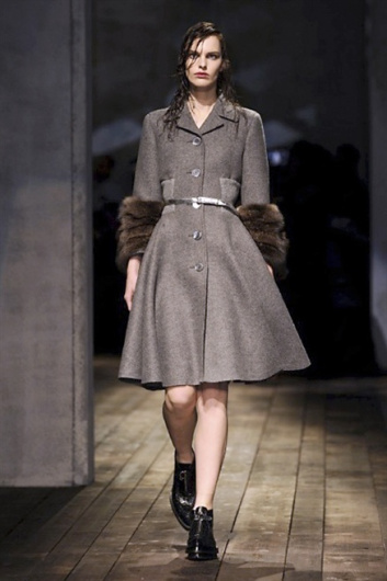 Fotoservizio/FW 2013-2014/WOMEN/PRADA/DP1/3