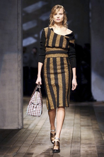 Fotoservizio/FW 2013-2014/WOMEN/PRADA/DP1/8