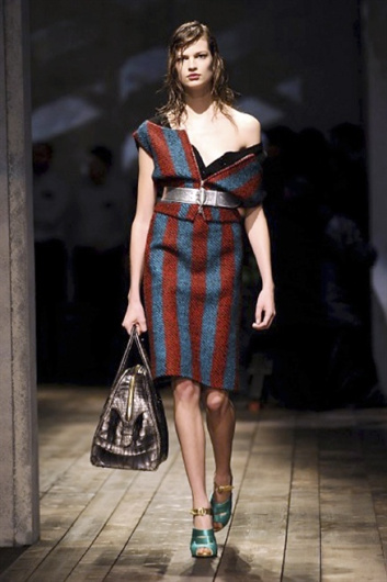 Fotoservizio/FW 2013-2014/WOMEN/PRADA/DP1/10