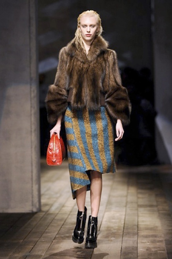 Fotoservizio/FW 2013-2014/WOMEN/PRADA/DP1/11