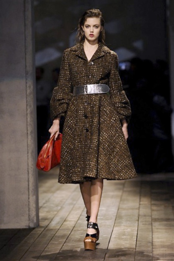 Fotoservizio/FW 2013-2014/WOMEN/PRADA/DP1/24