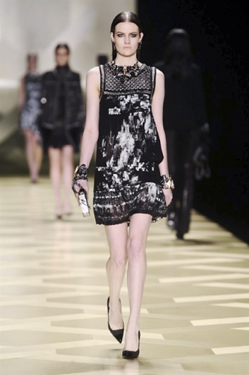 Fotoservizio/FW 2013-2014/WOMEN/ROBERTO CAVALLI/DP1/33