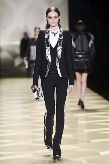 Fotoservizio/FW 2013-2014/WOMEN/ROBERTO CAVALLI/DP1/8