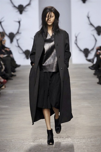 Fotoservizio/FW 2013-2014/WOMEN/TRUSSARDI/DP1/12