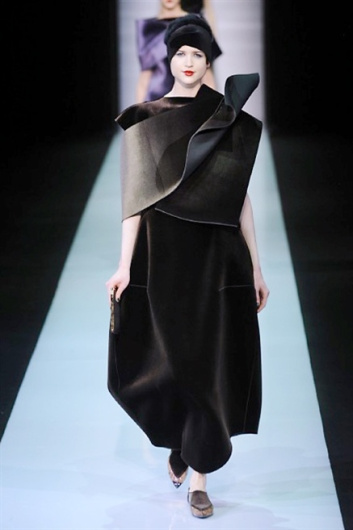 Fotoservizio/FW 2013-2014/WOMEN/EMPORIO ARMANI/DP1/75