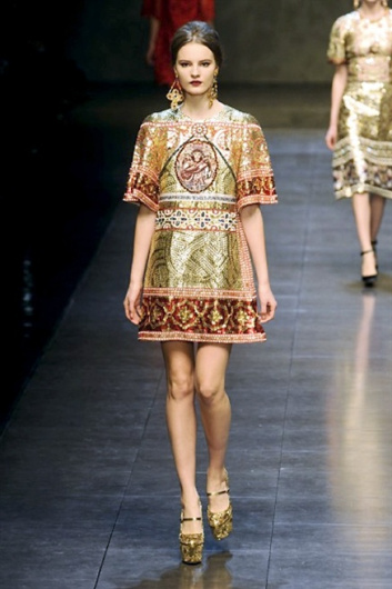 Fotoservizio/FW 2013-2014/WOMEN/DOLCE & GABBANA/DP1/67