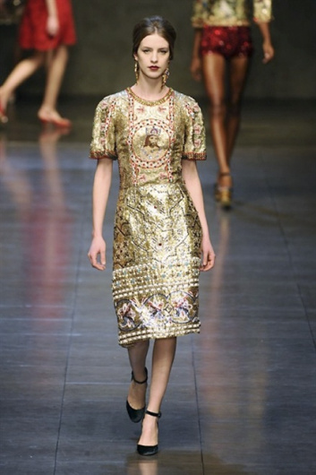 Fotoservizio/FW 2013-2014/WOMEN/DOLCE & GABBANA/DP1/68