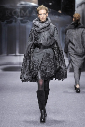 Fotoservizio/FW 2013-2014/WOMEN/LAURA BIAGIOTTI/DP1/3