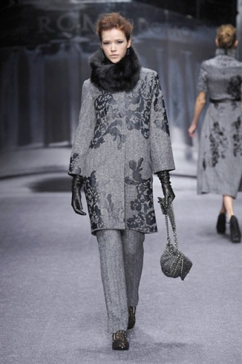 Fotoservizio/FW 2013-2014/WOMEN/LAURA BIAGIOTTI/DP1/5
