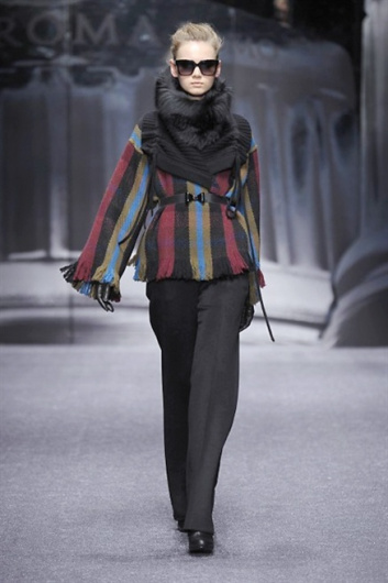 Fotoservizio/FW 2013-2014/WOMEN/LAURA BIAGIOTTI/DP1/9