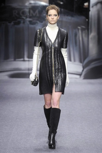 Fotoservizio/FW 2013-2014/WOMEN/LAURA BIAGIOTTI/DP1/17