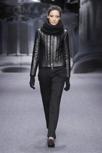 Fotoservizio/FW 2013-2014/WOMEN/LAURA BIAGIOTTI/DP1/19