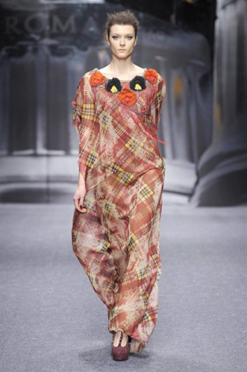 Fotoservizio/FW 2013-2014/WOMEN/LAURA BIAGIOTTI/DP1/26