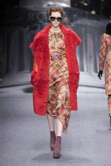Fotoservizio/FW 2013-2014/WOMEN/LAURA BIAGIOTTI/DP1/29