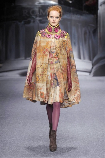 Fotoservizio/FW 2013-2014/WOMEN/LAURA BIAGIOTTI/DP1/30