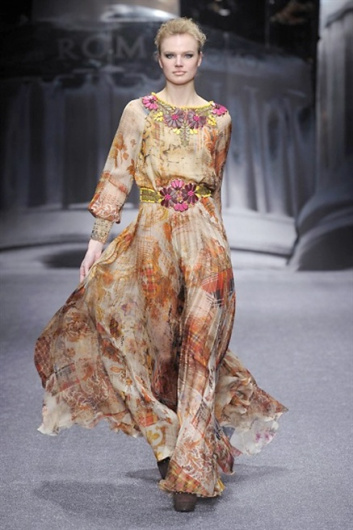 Fotoservizio/FW 2013-2014/WOMEN/LAURA BIAGIOTTI/DP1/33