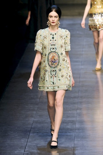 Fotoservizio/FW 2013-2014/WOMEN/DOLCE & GABBANA/DP1/37