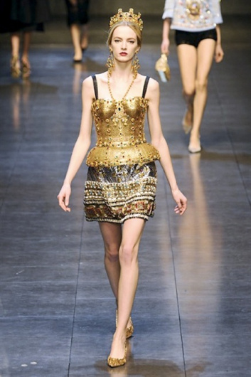 Fotoservizio/FW 2013-2014/WOMEN/DOLCE & GABBANA/DP1/38