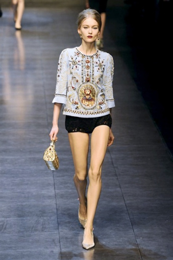 Fotoservizio/FW 2013-2014/WOMEN/DOLCE & GABBANA/DP1/39