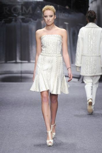 Fotoservizio/FW 2013-2014/WOMEN/LAURA BIAGIOTTI/DP1/43