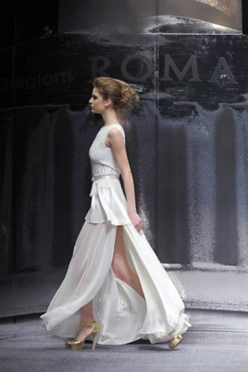 Fotoservizio/FW 2013-2014/WOMEN/LAURA BIAGIOTTI/DP1/47