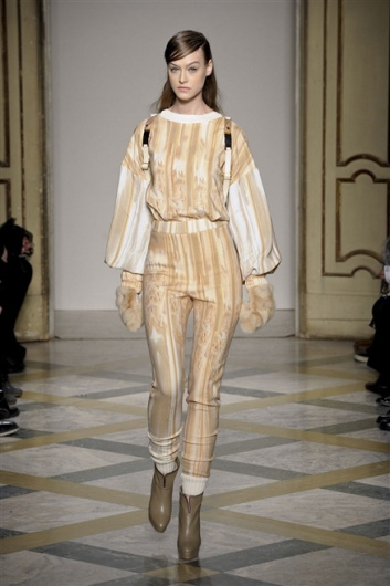 Fotoservizio/FW 2013-2014/WOMEN/SERGEI GRINKO/DP1/5