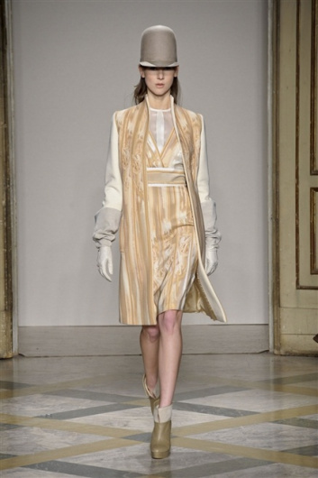 Fotoservizio/FW 2013-2014/WOMEN/SERGEI GRINKO/DP1/6