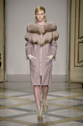 Fotoservizio/FW 2013-2014/WOMEN/SERGEI GRINKO/DP1/18