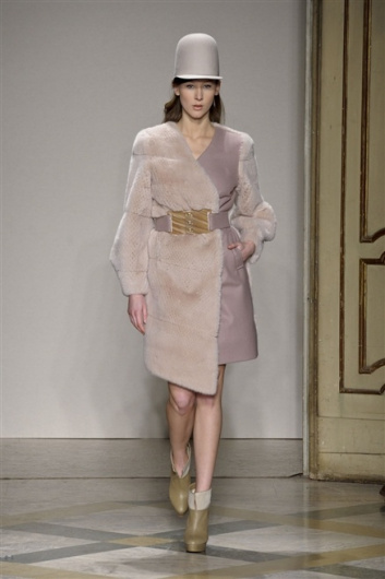 Fotoservizio/FW 2013-2014/WOMEN/SERGEI GRINKO/DP1/20