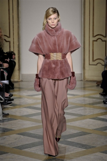 Fotoservizio/FW 2013-2014/WOMEN/SERGEI GRINKO/DP1/21
