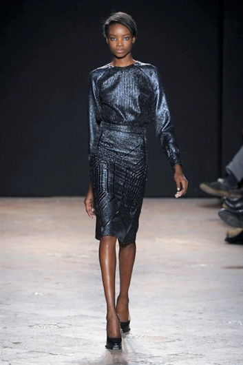 Fotoservizio/FW 2013-2014/WOMEN/MARCO DE VINCENZO/DP1/30
